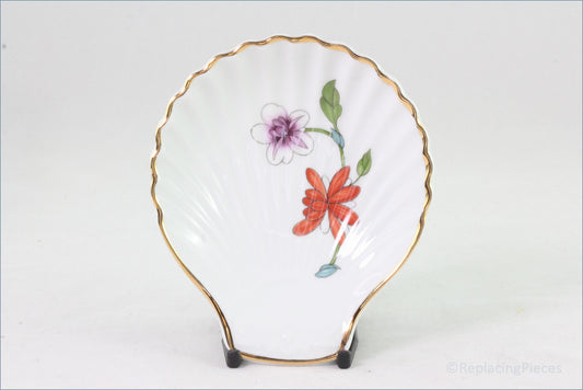 Royal Worcester - Astley (Gold Edge) - Shell Dish (Shape 52 Size 3)
