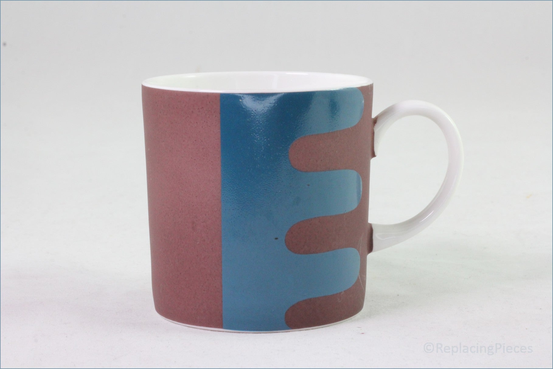 Wedgwood (Susie Cooper) - Pennant (C2151) - Coffee Can (Burgundy/Blue)