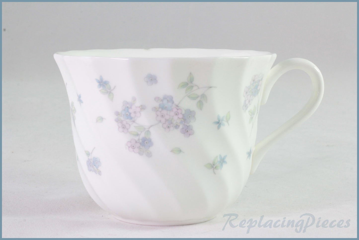 Wedgwood - April Flowers - Teacup