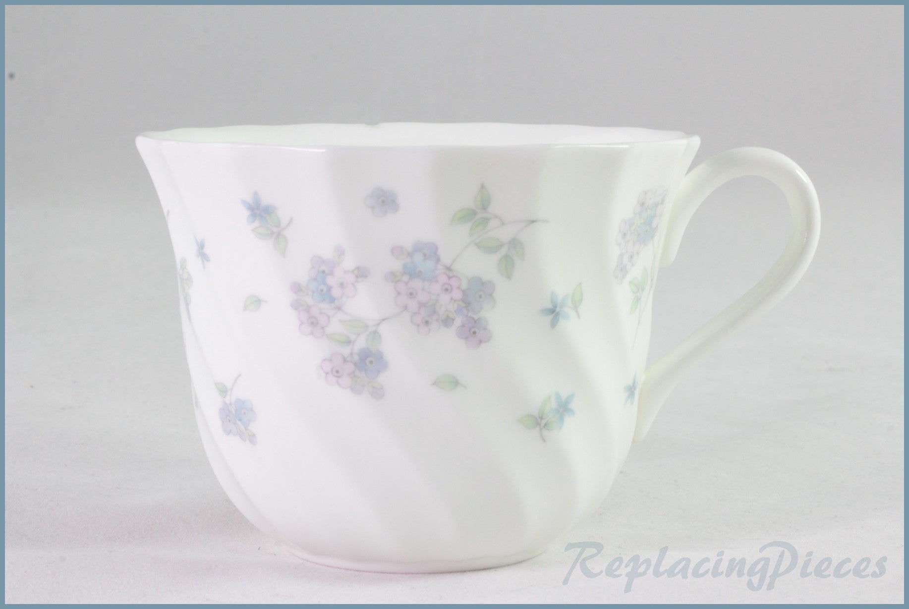 Wedgwood - April Flowers - Teacup
