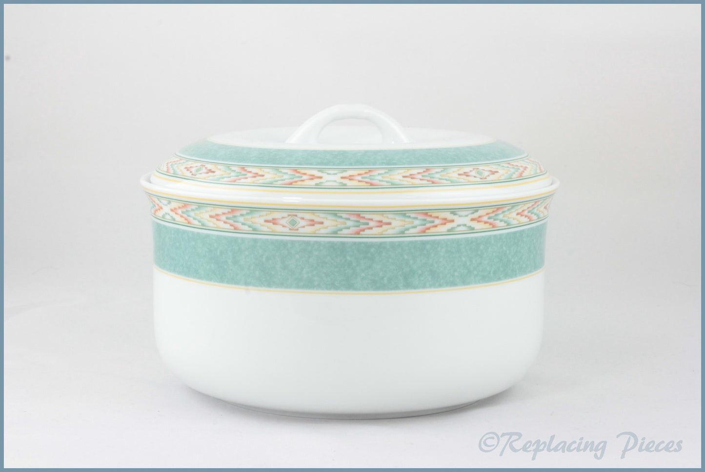 Wedgwood - Aztec - 3 Pint Casserole Dish