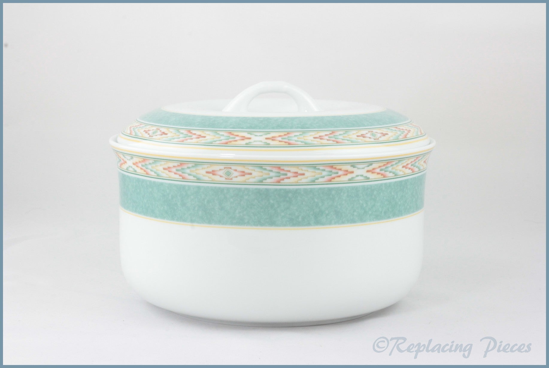 Wedgwood - Aztec - 3 Pint Casserole Dish