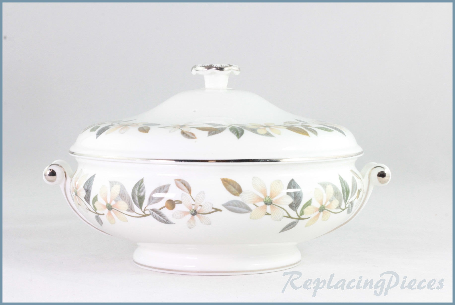 Wedgwood - Beaconsfield - Lidded Vegetable Dish