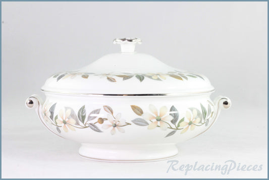 Wedgwood - Beaconsfield - Lidded Vegetable Dish