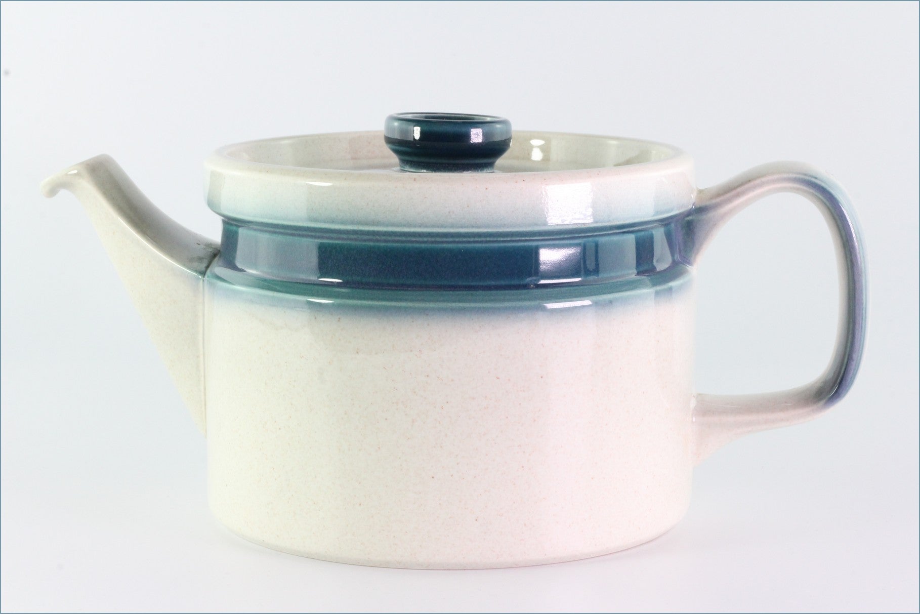 Wedgwood - Blue Pacific (Old Style) - 2 Pint Teapot