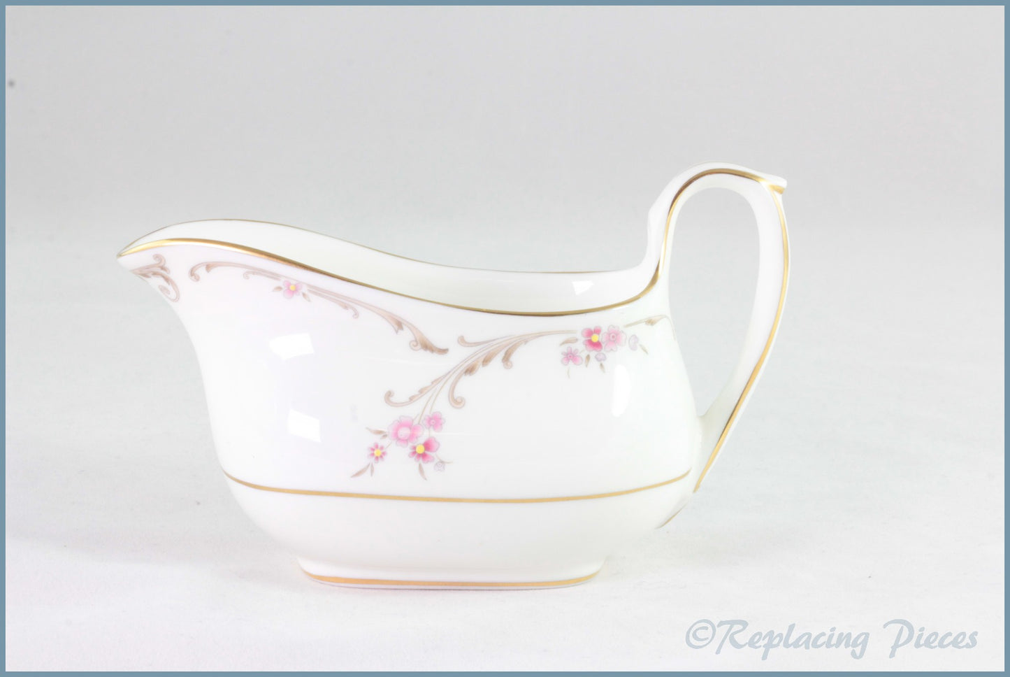 Wedgwood - Carisbrooke (Gold Edge) - Milk Jug