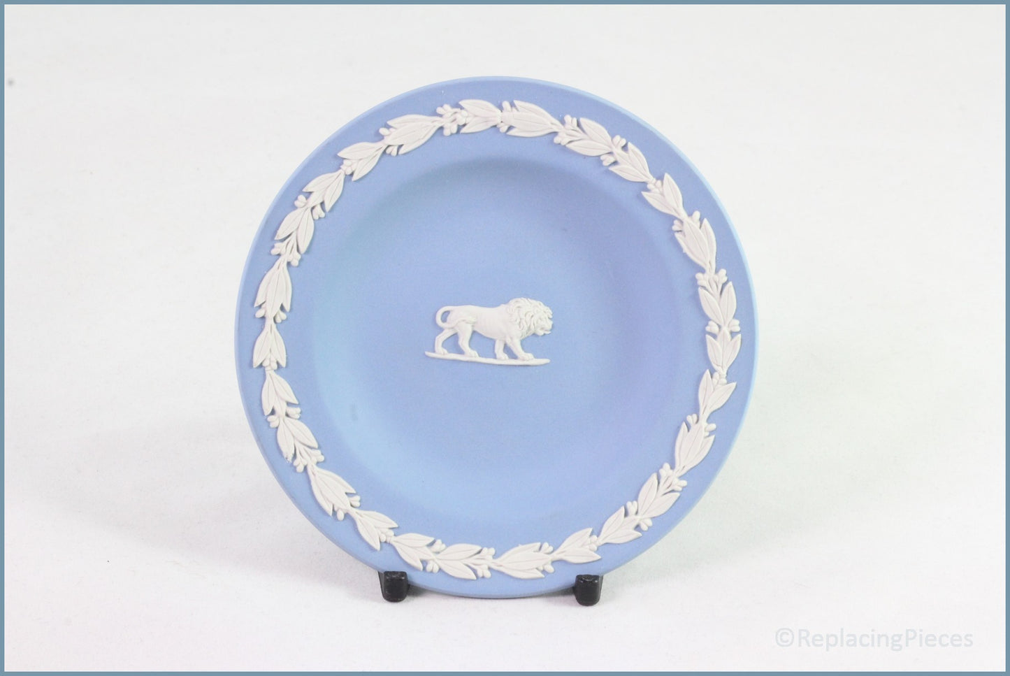 Wedgwood - Jasperware (Pale Blue) - Zodiac Pin Tray - Leo