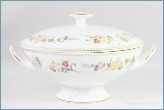 Wedgwood - Mirabelle (R4537) - Lidded Vegetable Dish