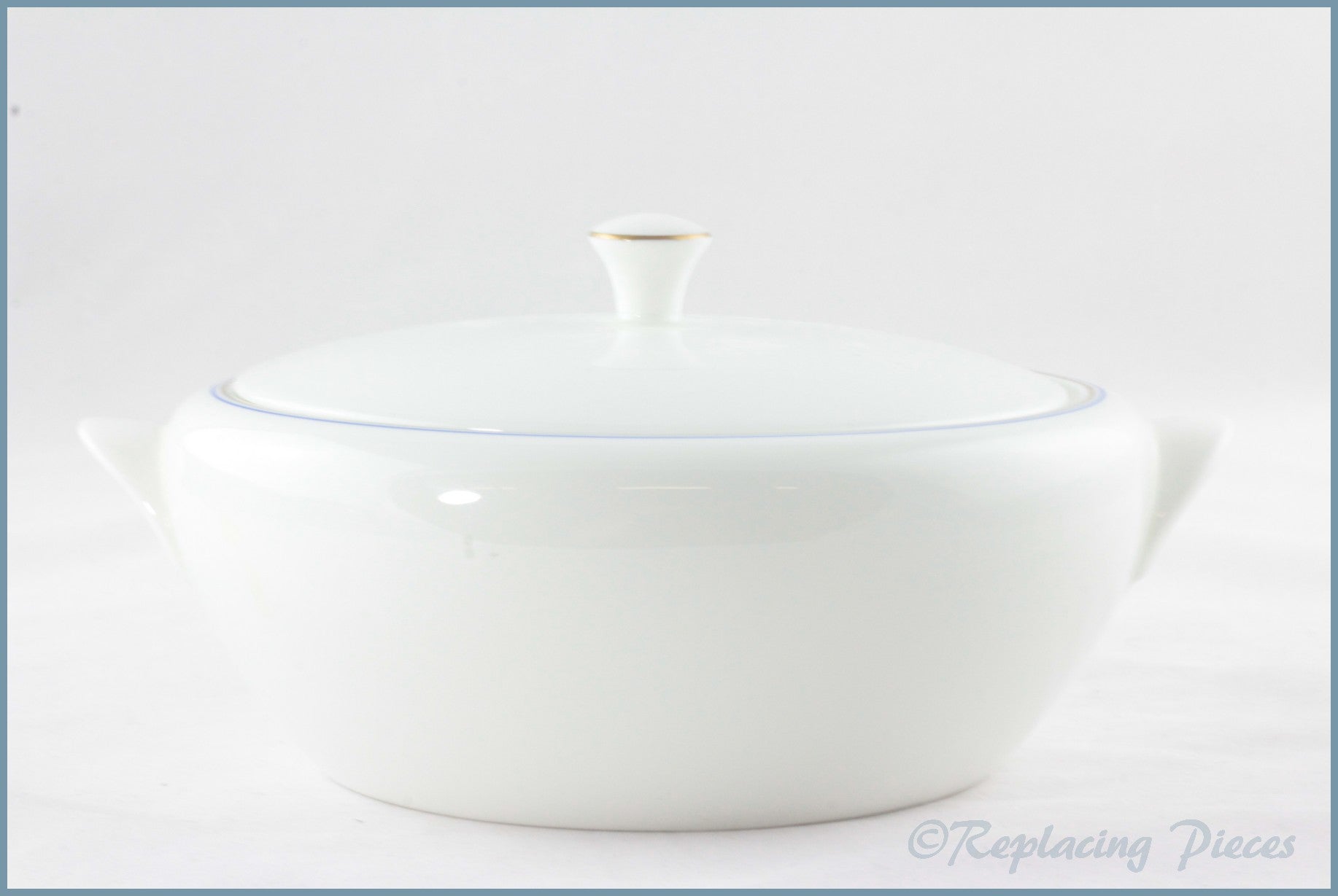 Wedgwood - Mystique Blue - Lidded Vegetable Dish