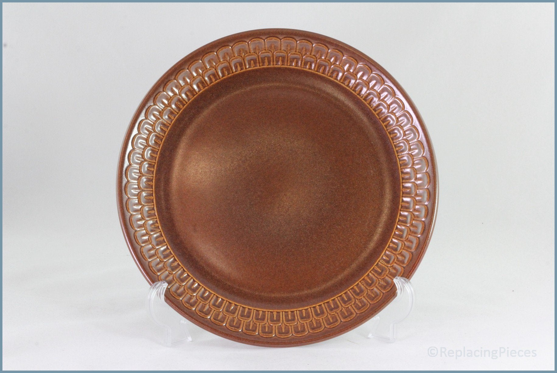 Wedgwood - Pennine - 8 7/8" Luncheon Plate