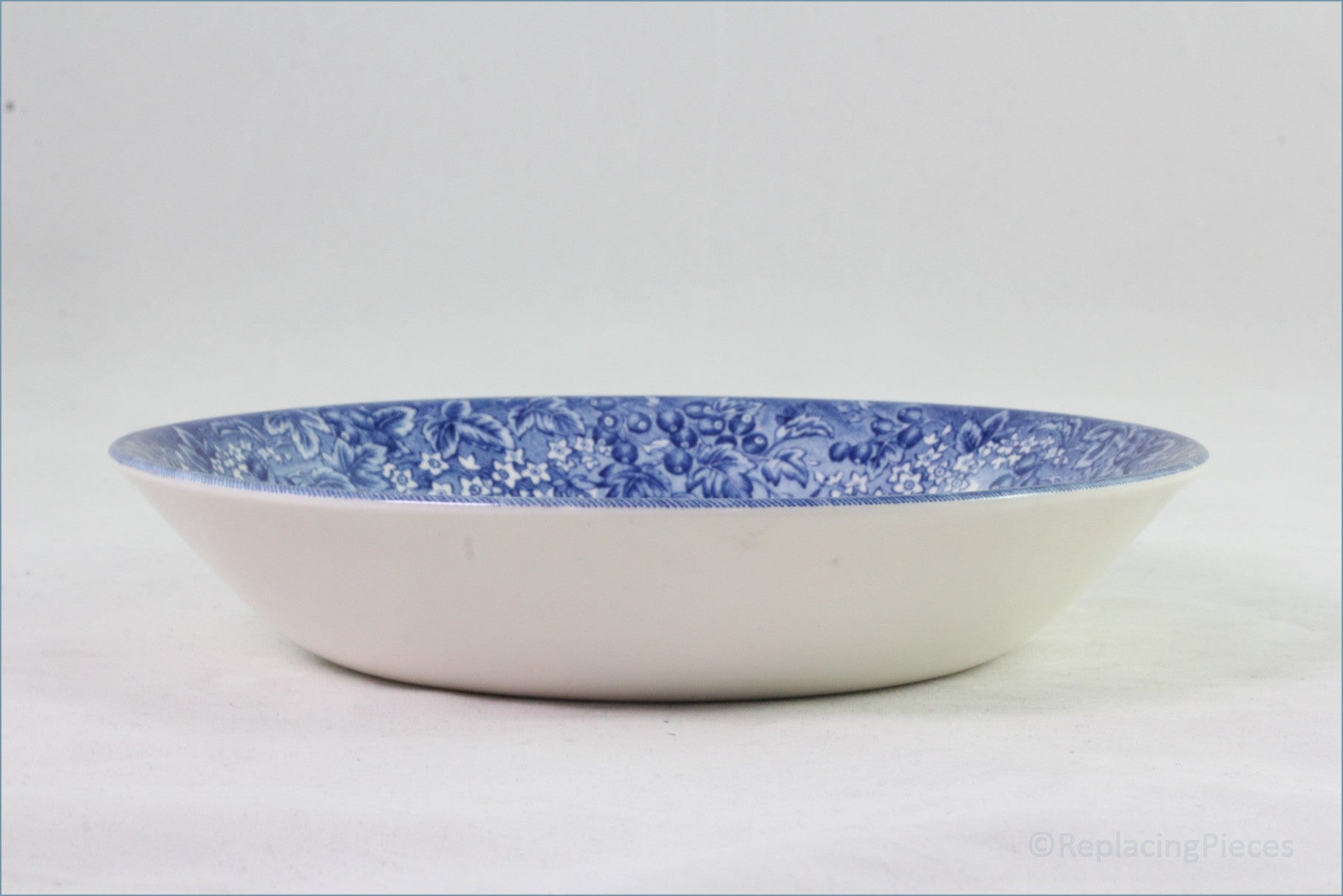 Wedgwood - Romantic England - 7 1/2" Soup Bowl