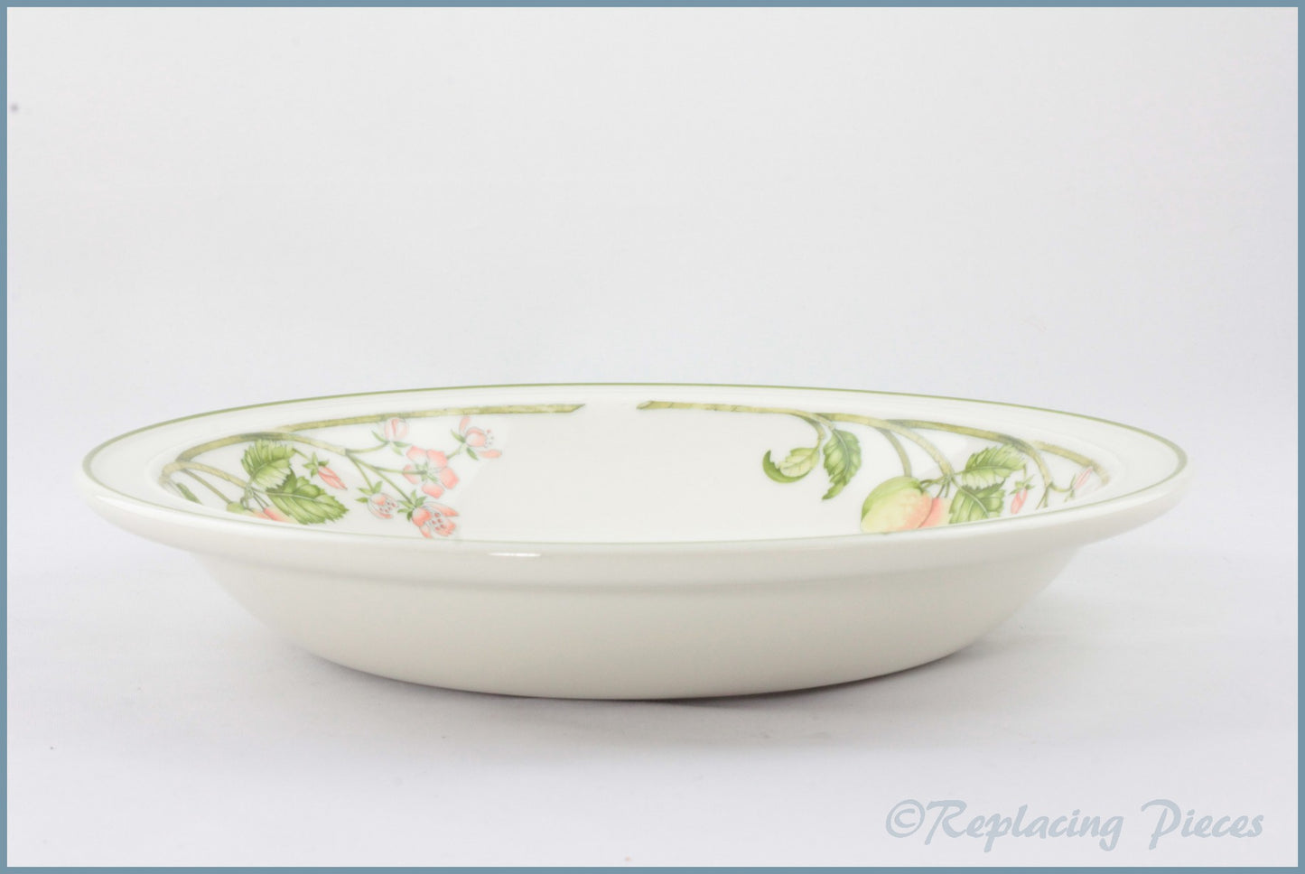 Wedgwood - Wild Apple - 8 7/8" Rimmed Bowl