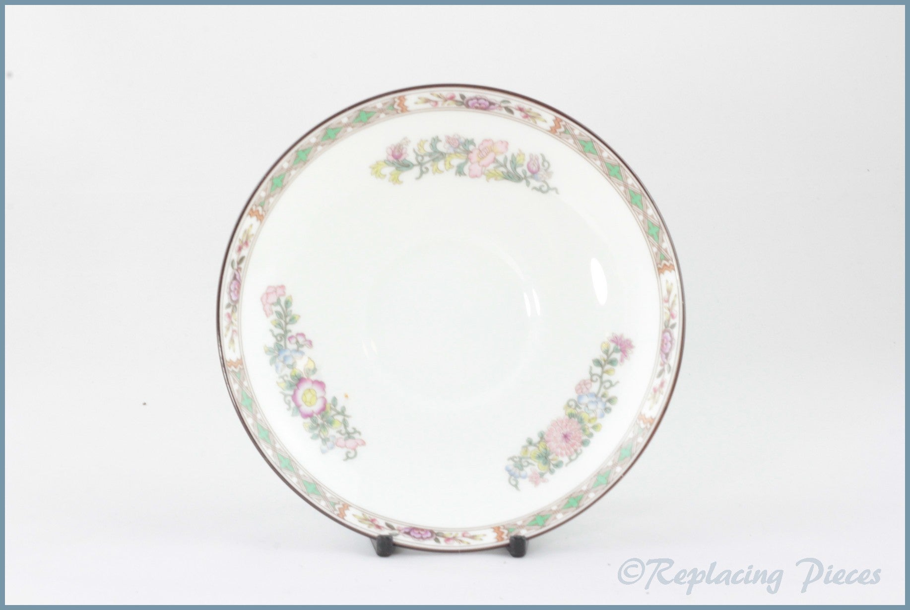 Wedgwood - Kutani Crane - Tea Saucer