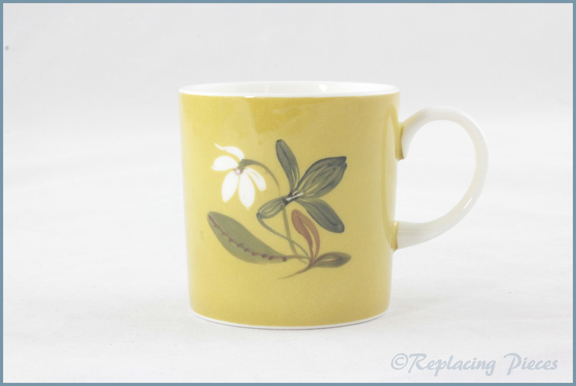 Wedgwood (Susie Cooper) - Flower Motif (Series B) - Coffee Can (Lime)