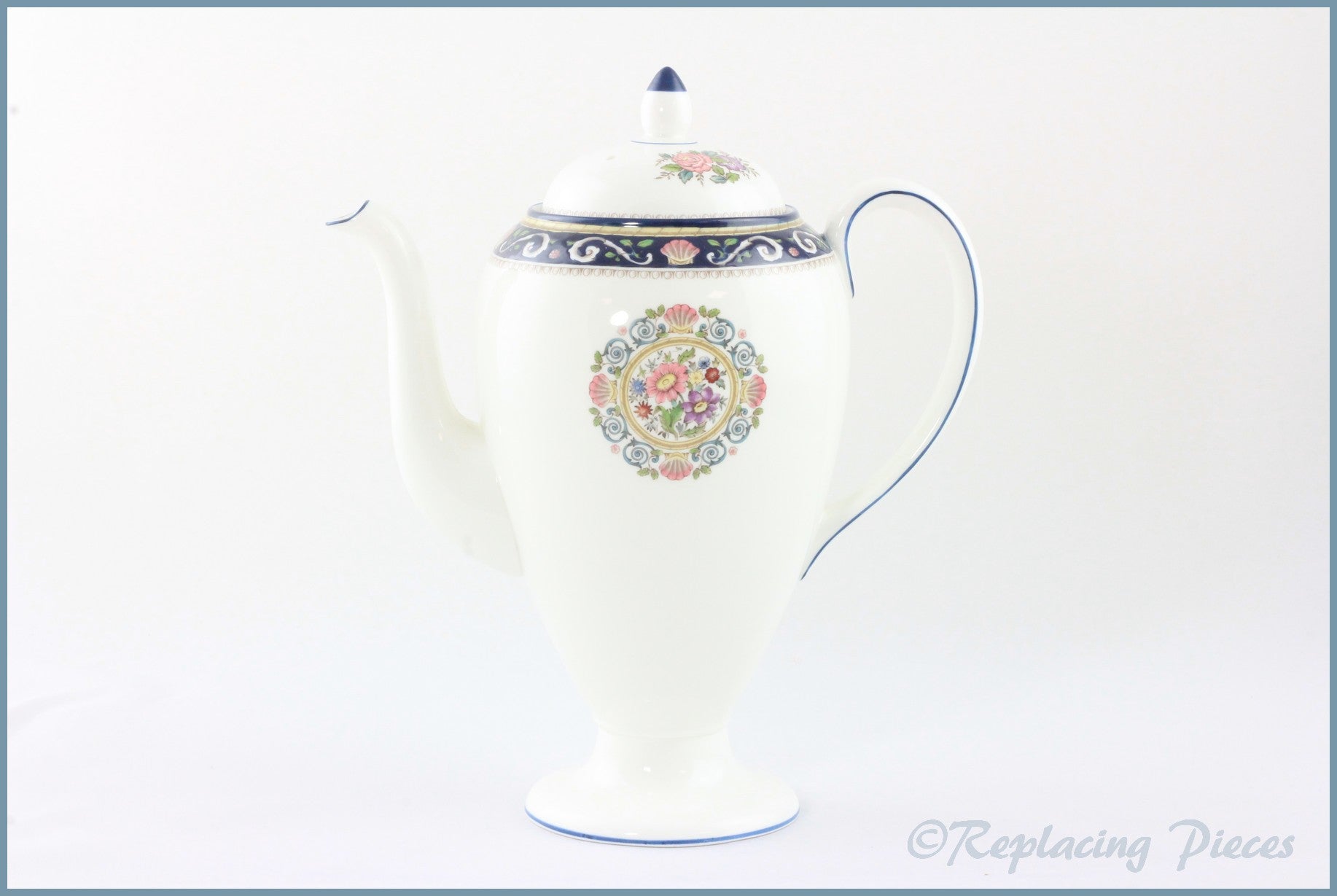 Wedgwood - Runnymede (W4472) - 1 1/2 Pint Coffee Pot