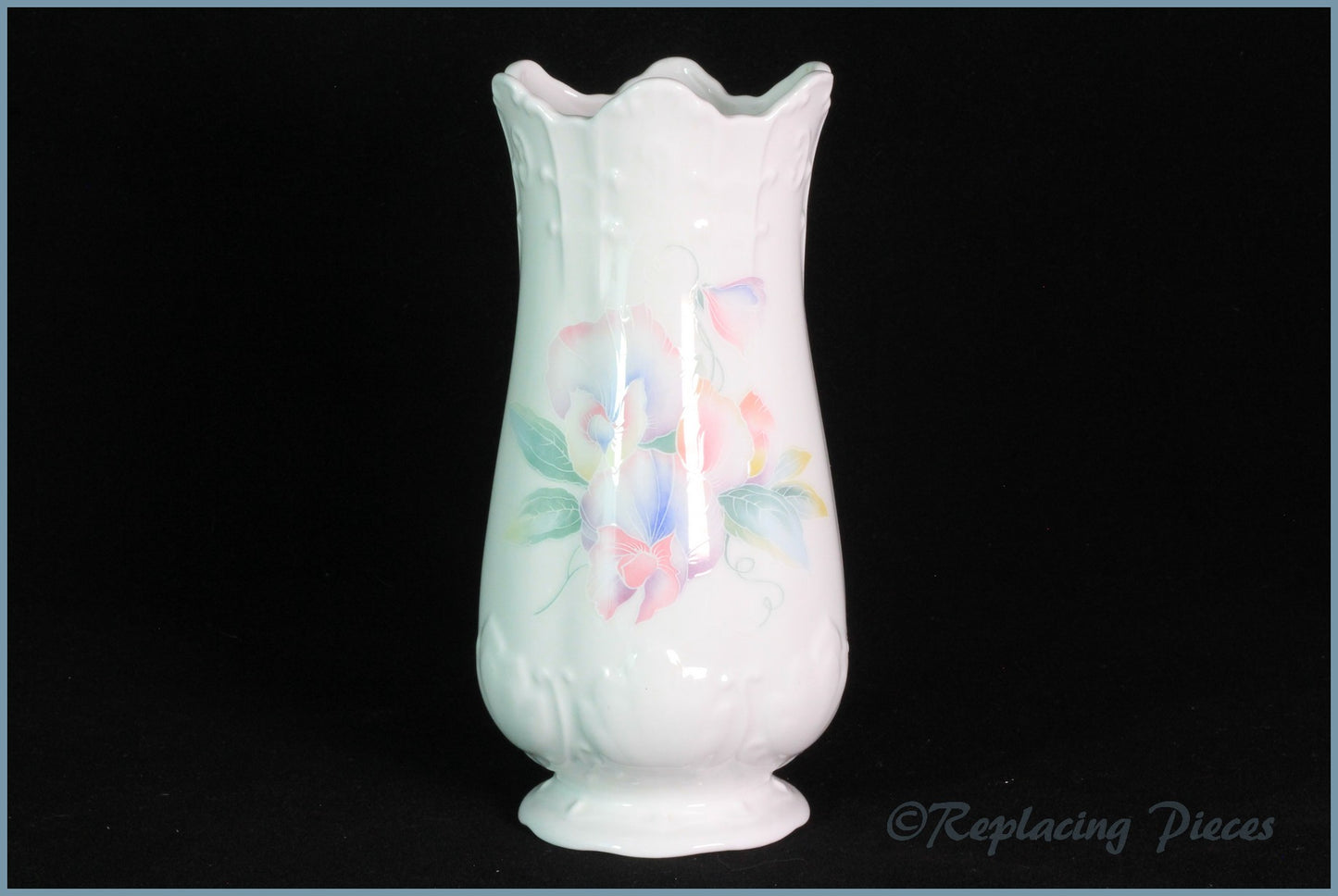 Aynsley - Little Sweetheart - Fluted Vase