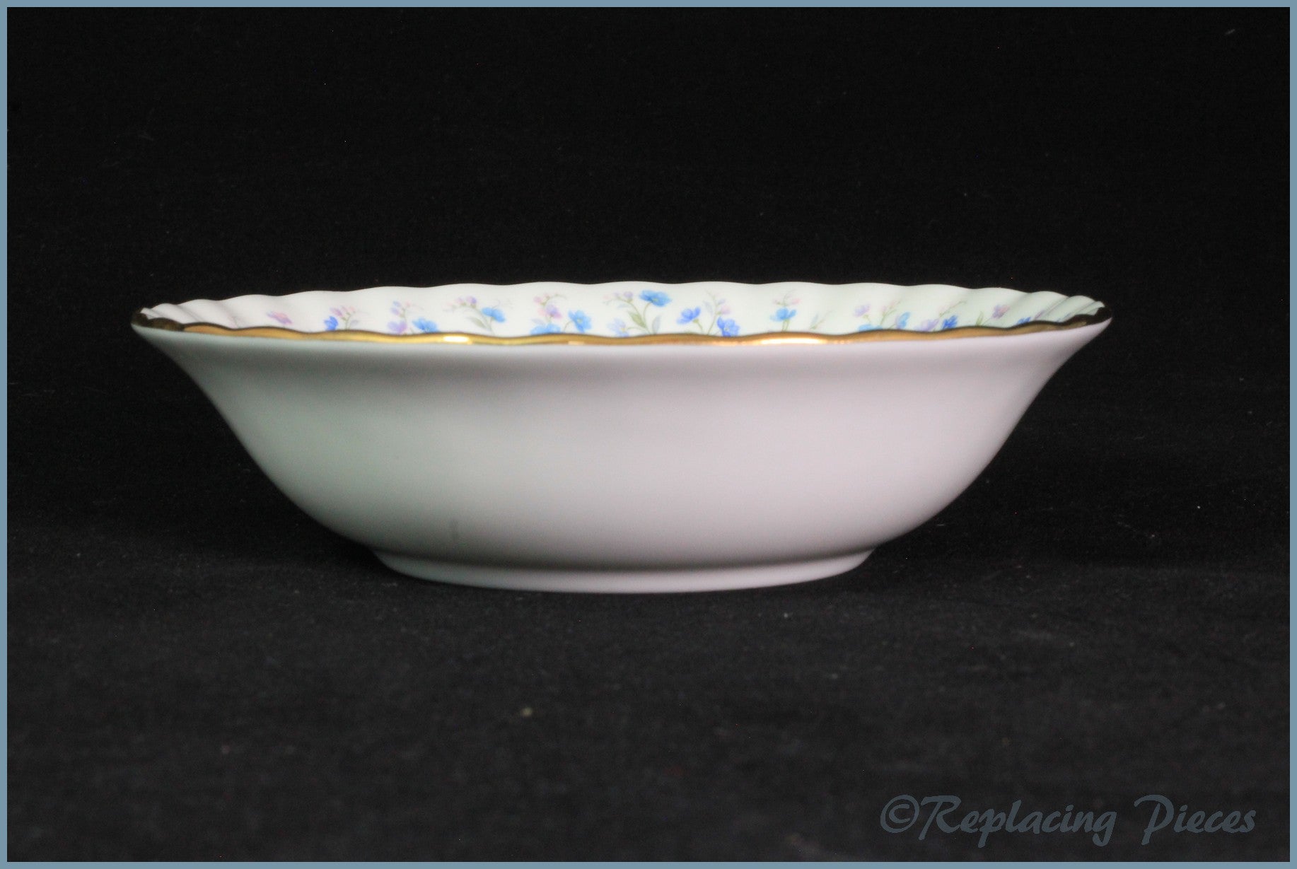 Royal Albert - Memory Lane - 5 3/8" Fruit Saucer