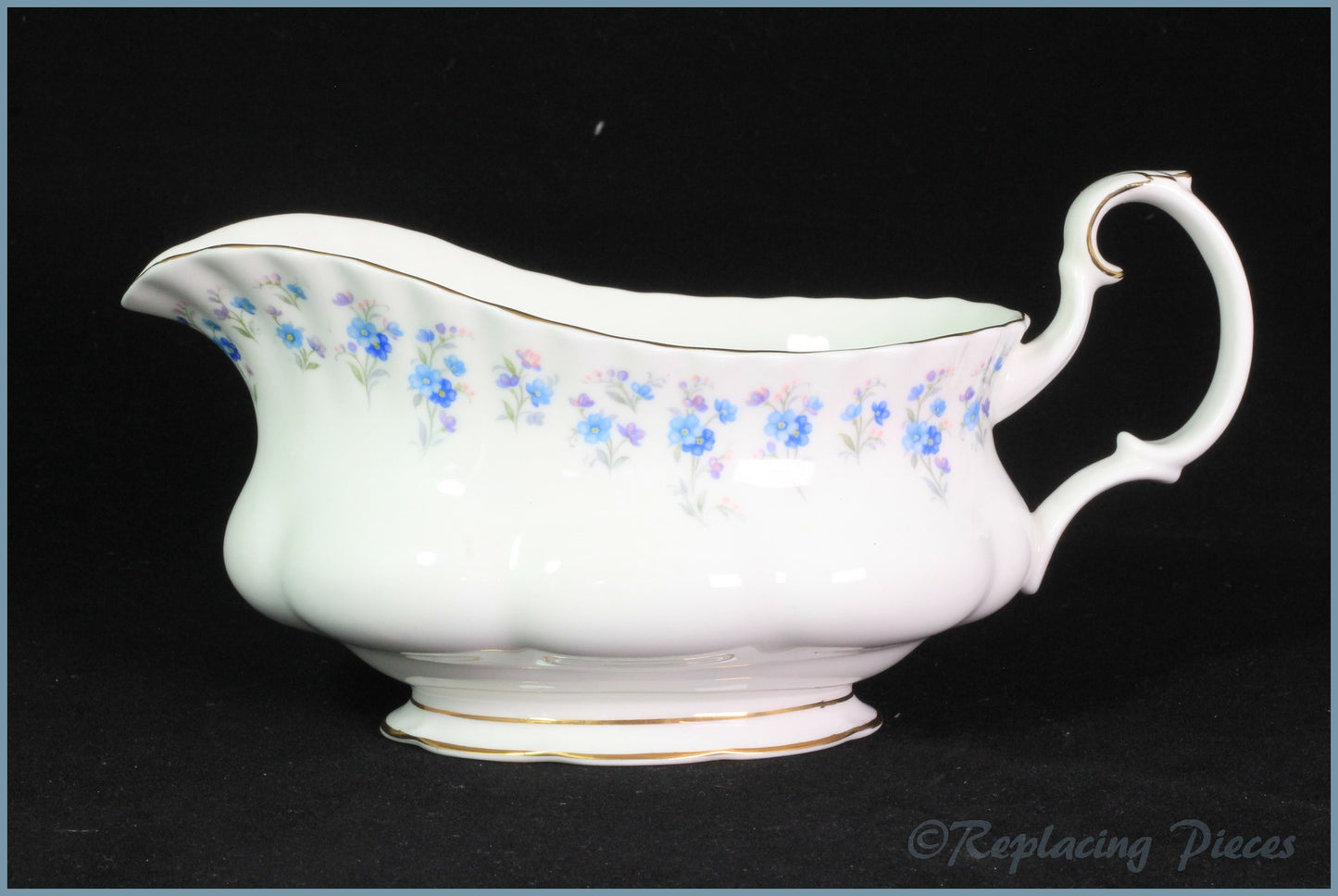 Royal Albert - Memory Lane - Gravy Boat