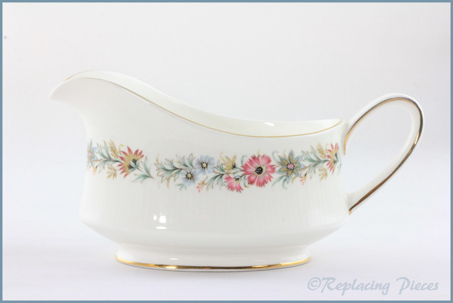 Paragon/Royal Albert - Belinda - Gravy Boat