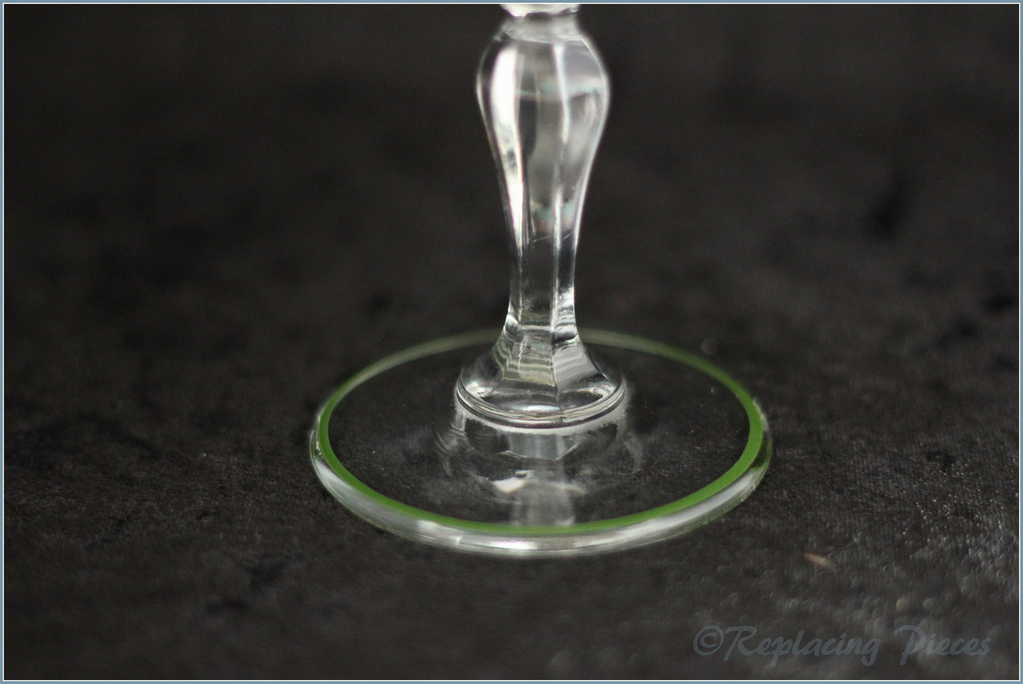 Johnson Brothers - Eternal Beau - Dessert Bowl (Glass - Green Line On Foot)