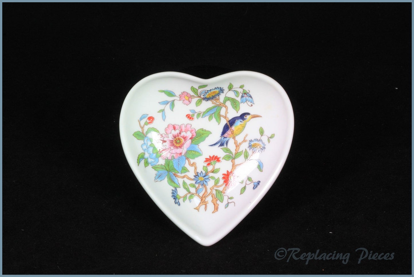 Aynsley - Pembroke - Heart Shaped Box