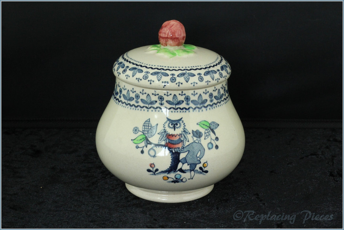 Johnson Brothers - Hearts & Flowers - Lidded Sugar Bowl