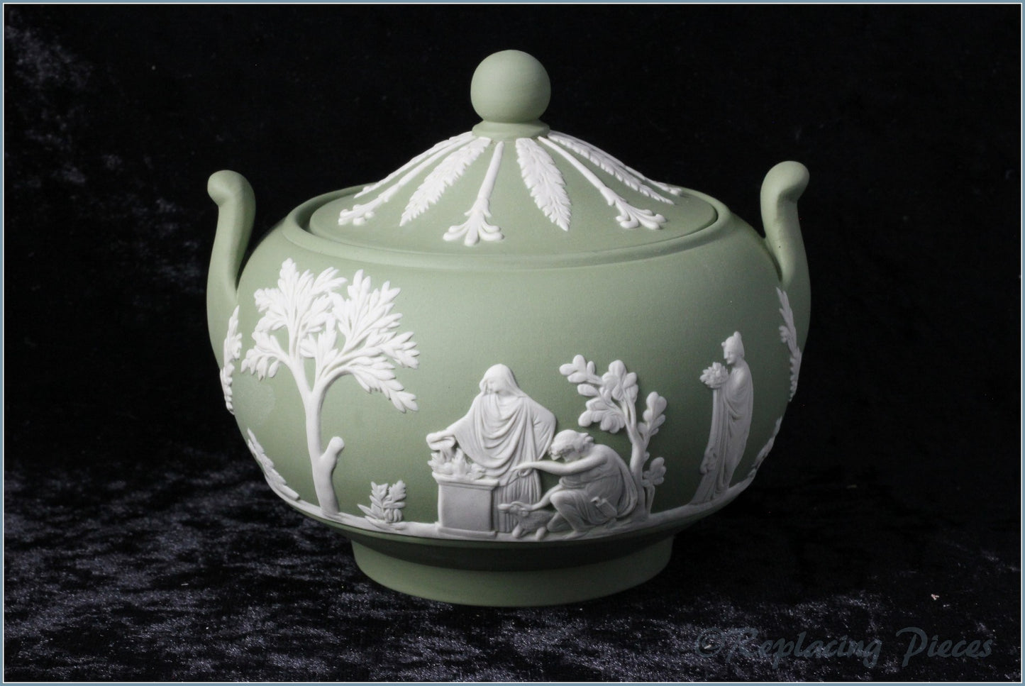Wedgwood - Jasperware (Sage Green) - Lidded Sugar Bowl - WWJWG3