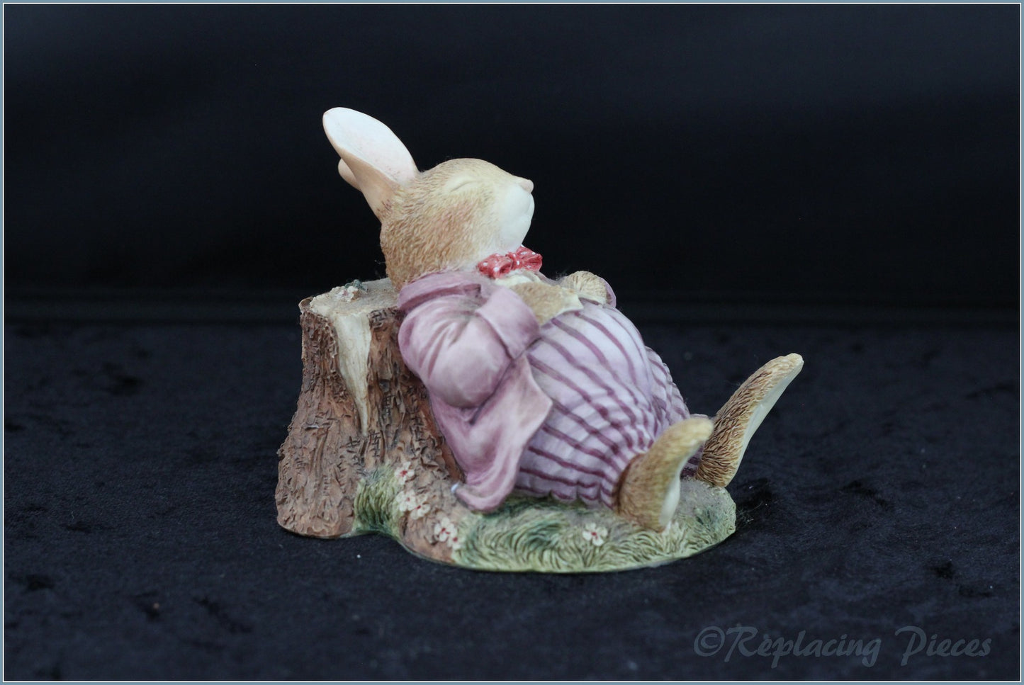 Villeroy & Boch - Foxwood Tales Figurines - No.11 Rue's Dad