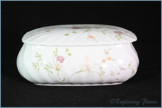 Wedgwood - Campion - Oblong Lidded Box