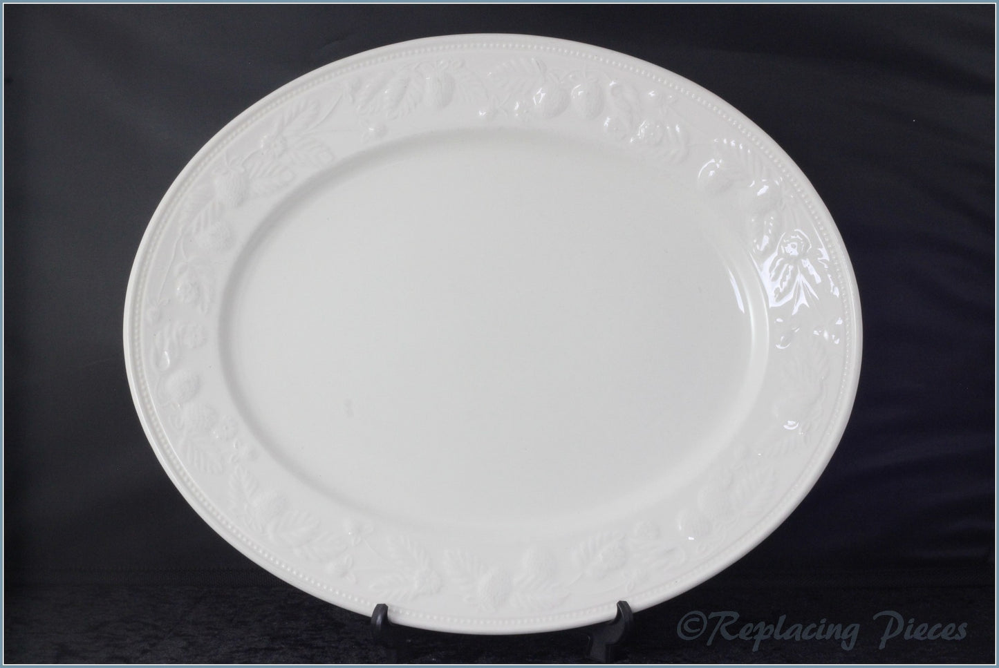 Barratts - Strawberry Cream - Oval Platter