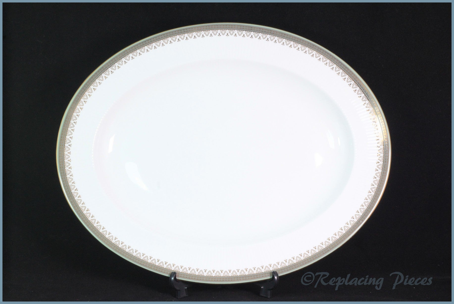 Paragon/Royal Albert - Kensington - 13 3/4" Oval Platter