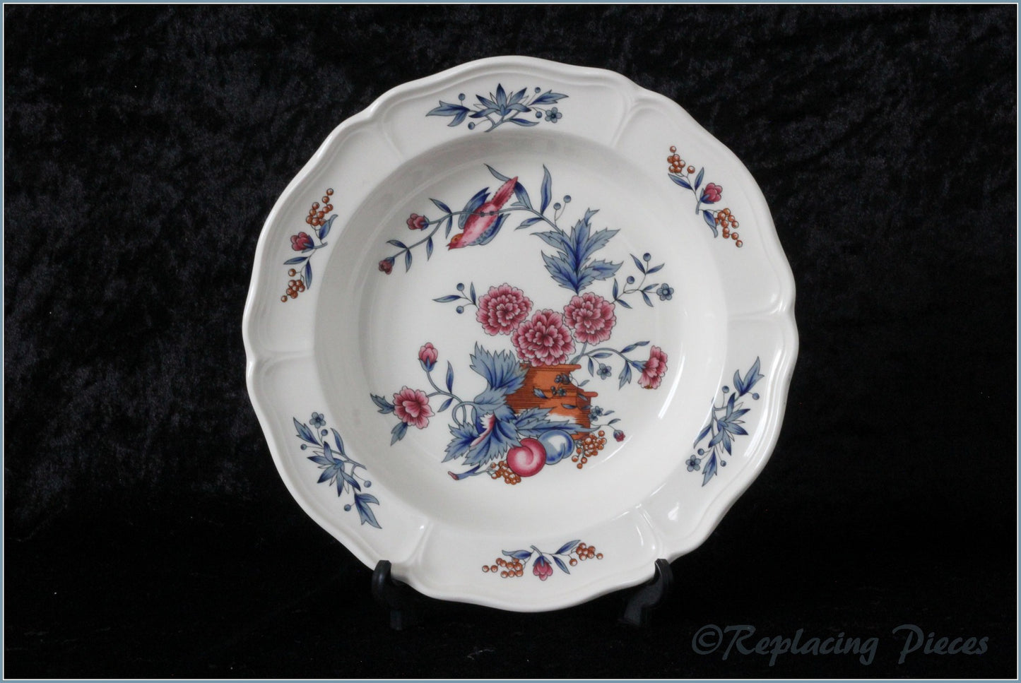Wedgwood - Pot Pourri - Rimmed Bowl