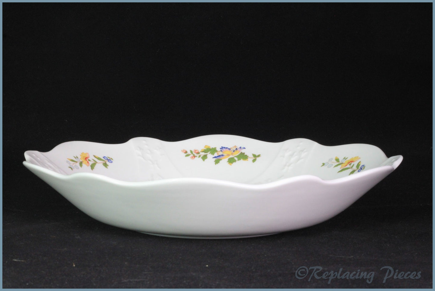 Aynsley - Cottage Garden - 10 3/8" Scalloped Serving Bowl