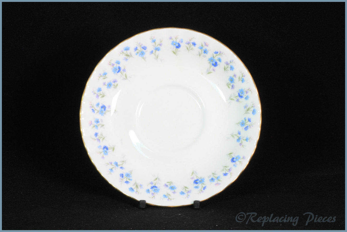 Royal Albert - Memory Lane - Tea Saucer