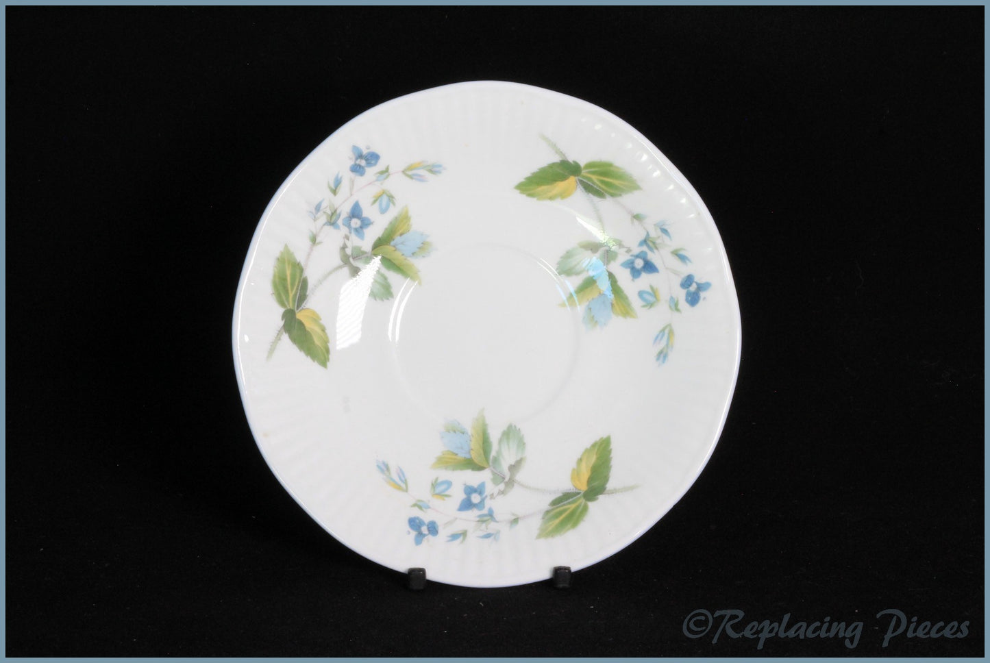 Queens - Unknown 1 - Tea Saucer