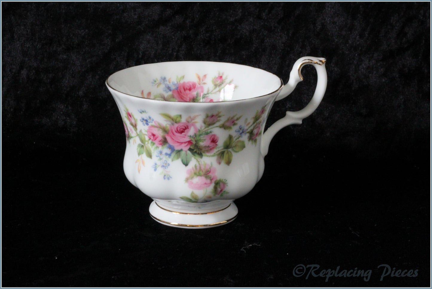Royal Albert - Moss Rose - Teacup (Montrose)