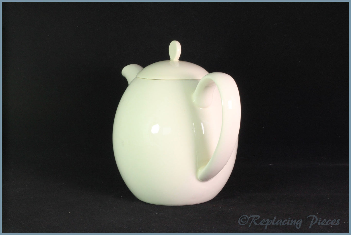Marks & Spencer - Plain Cream - 2 Pint Teapot