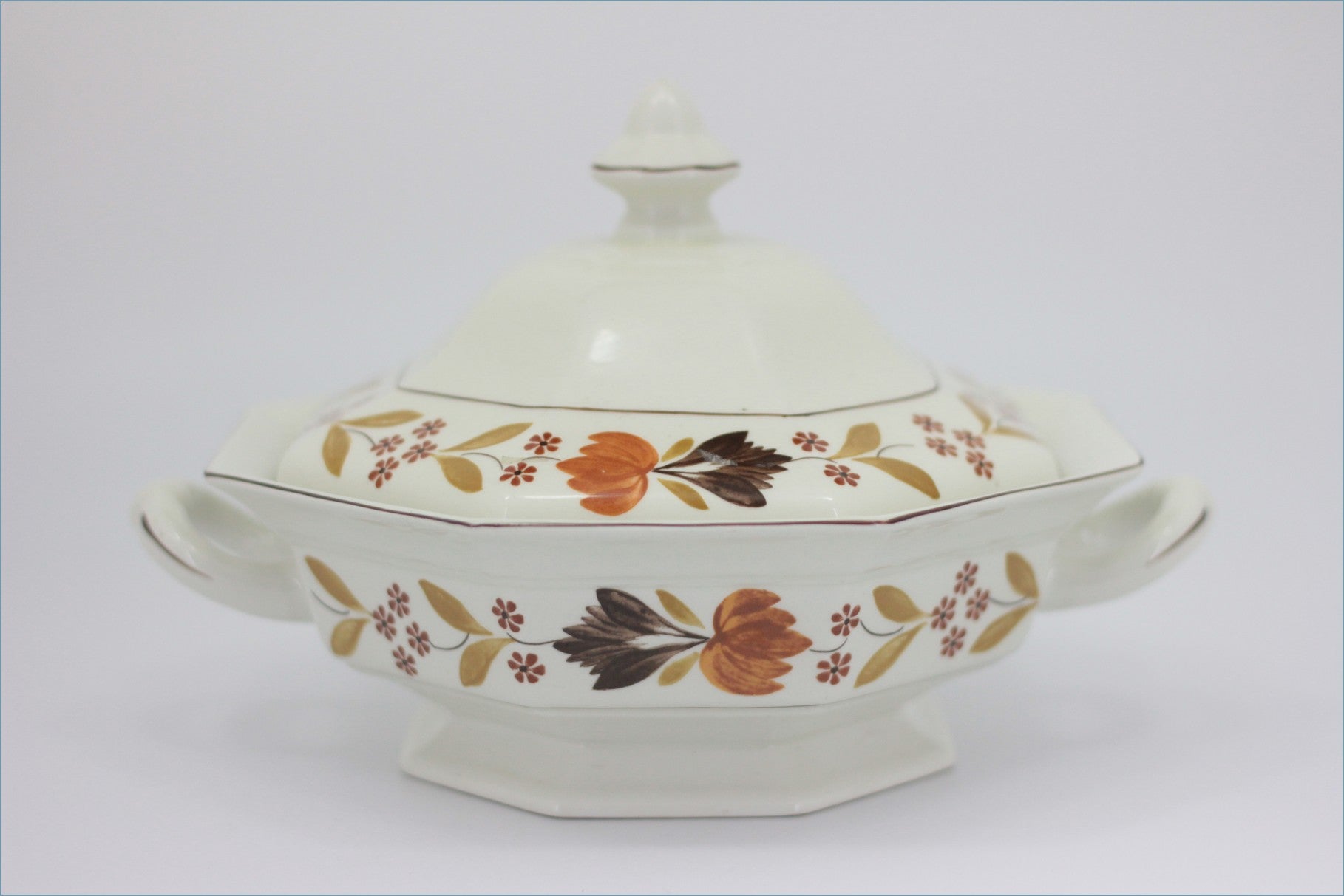 Adams - Goldenvale - Lidded Vegetable Dish