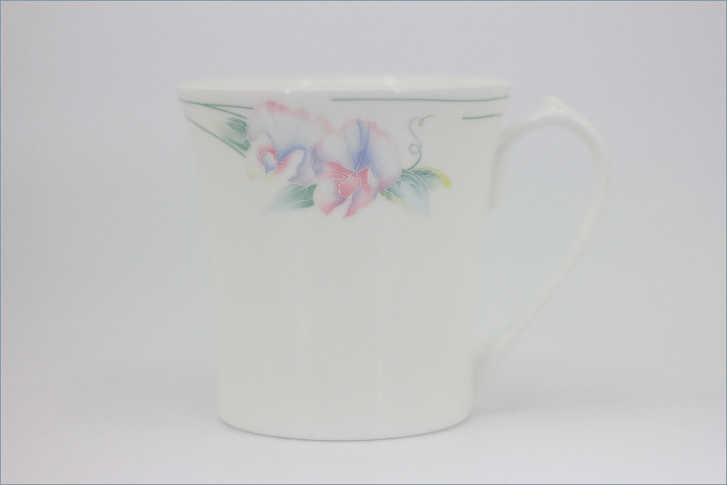 Aynsley - Little Sweetheart - Mug (No Green Trim - Flared)