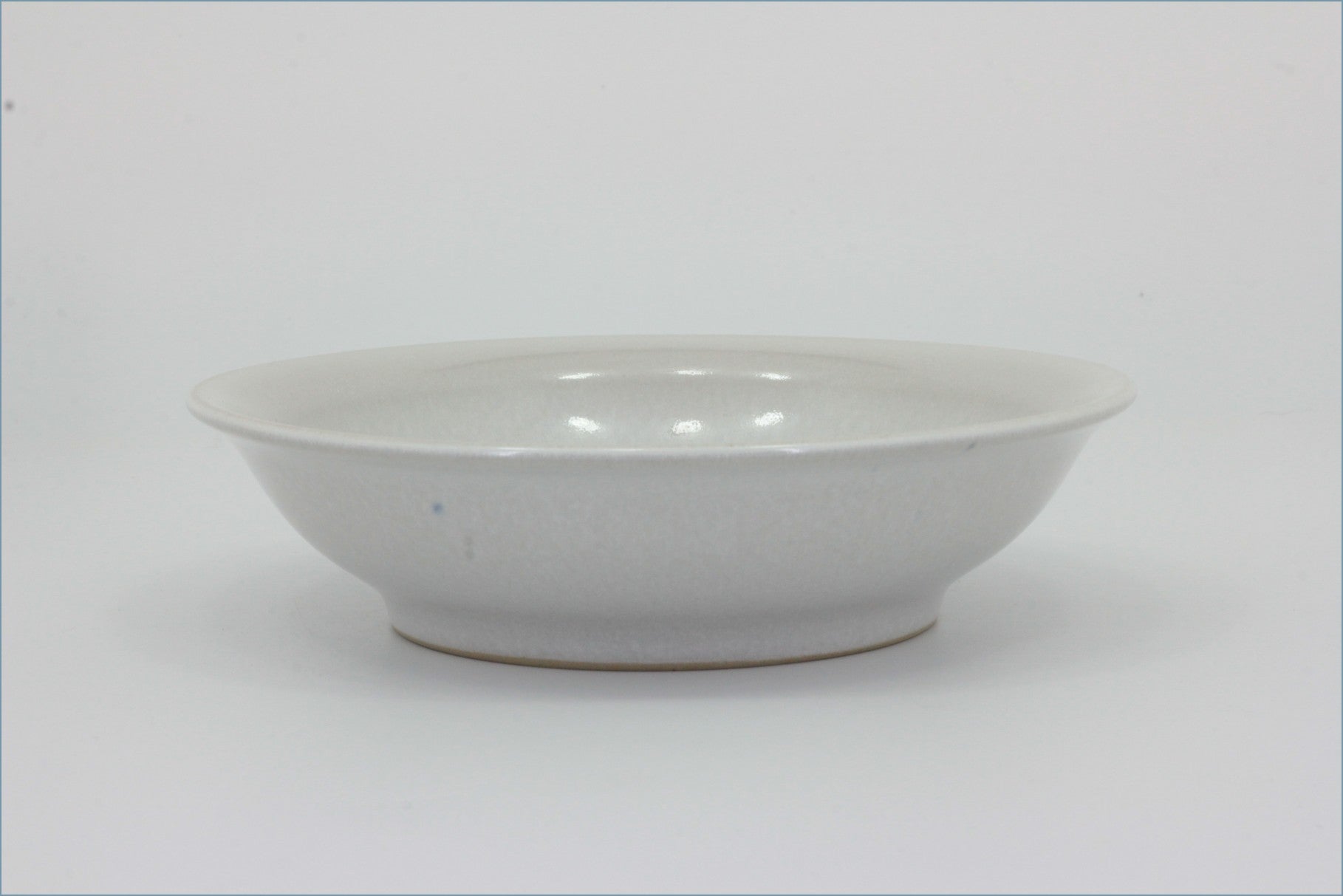 Denby - Cotton White - Shallow Bowl (Medium)