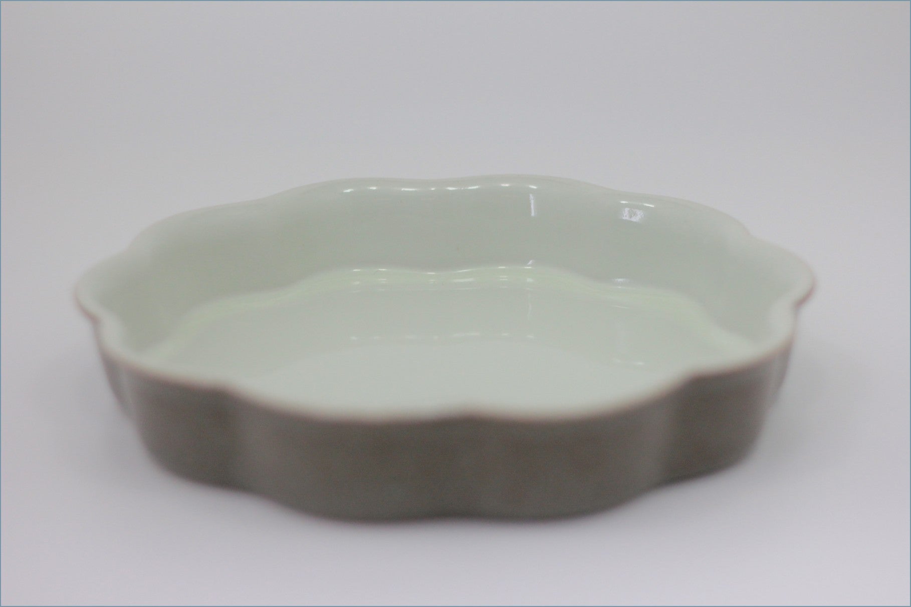 Denby - Greystone - 8 1/4" Flan Dish