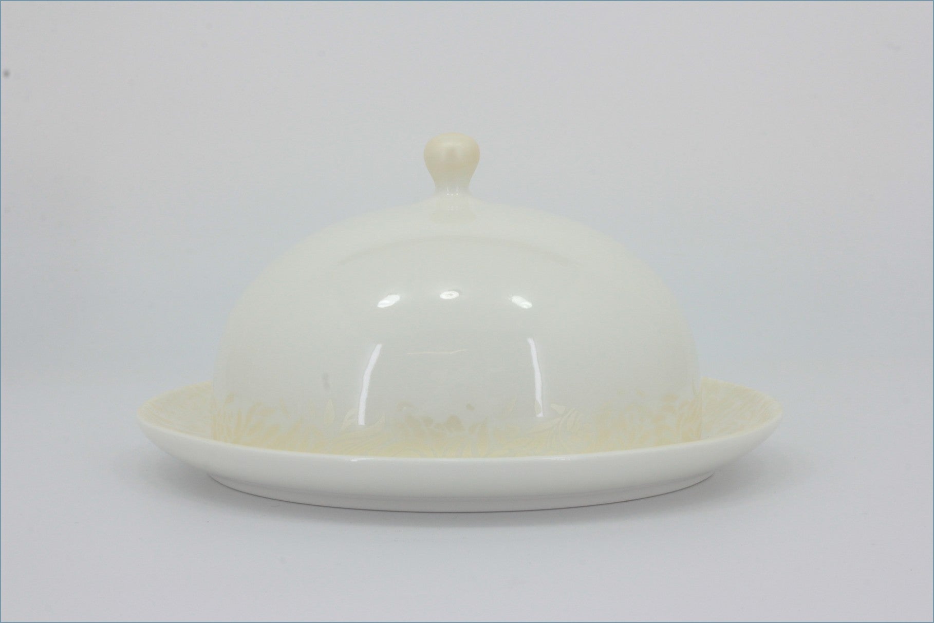 Denby - Monsoon (Lucille Gold) - Lidded Butter Dish