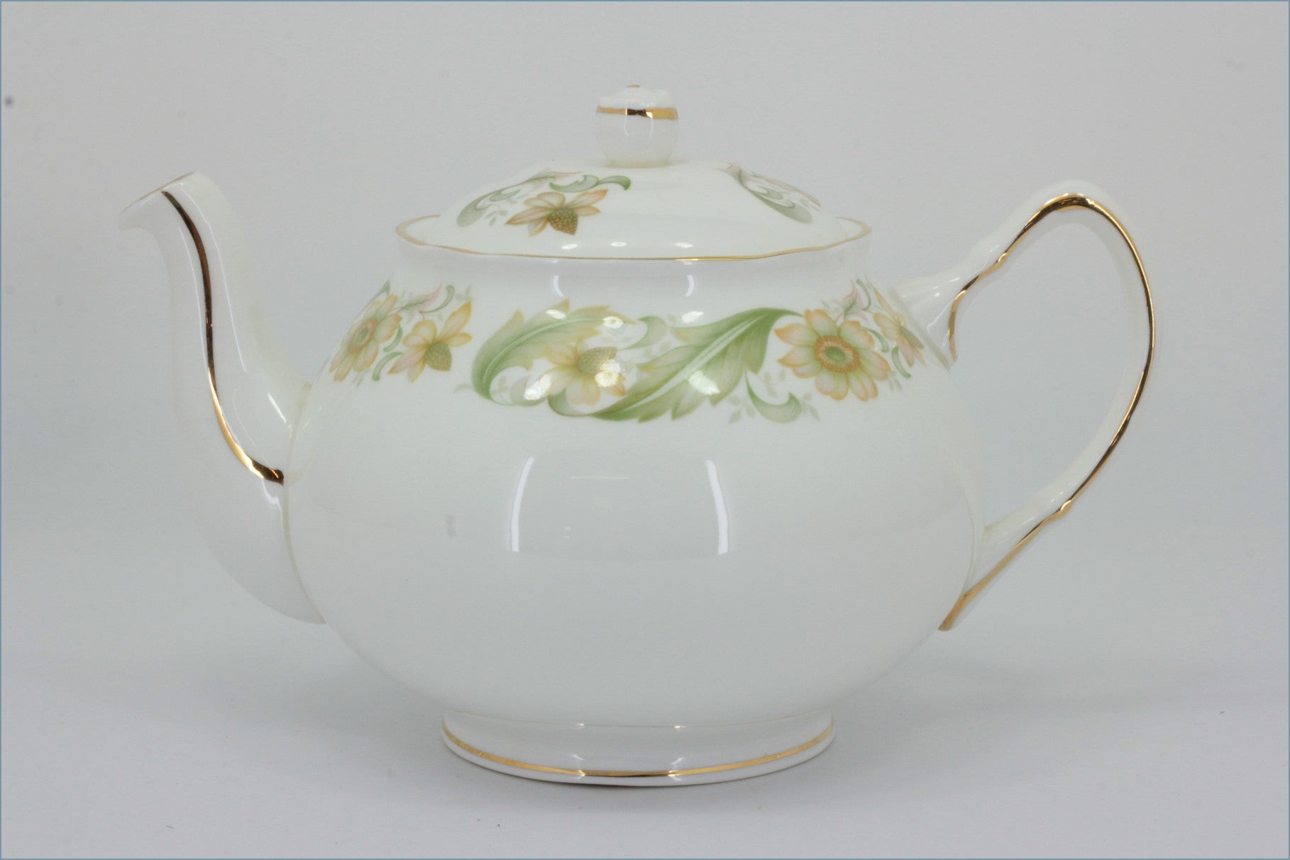 Duchess - Greensleeves - 1 3/4 Pint Teapot 