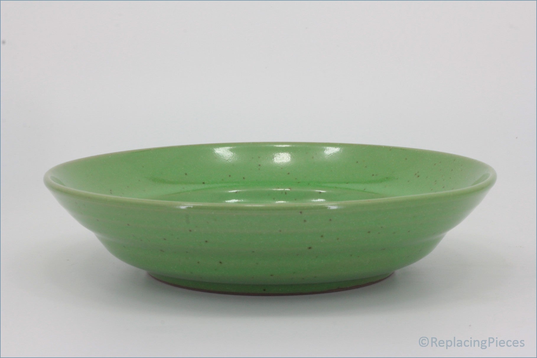 Habitat - Pea - 8 3/4" Rimmed Bowl