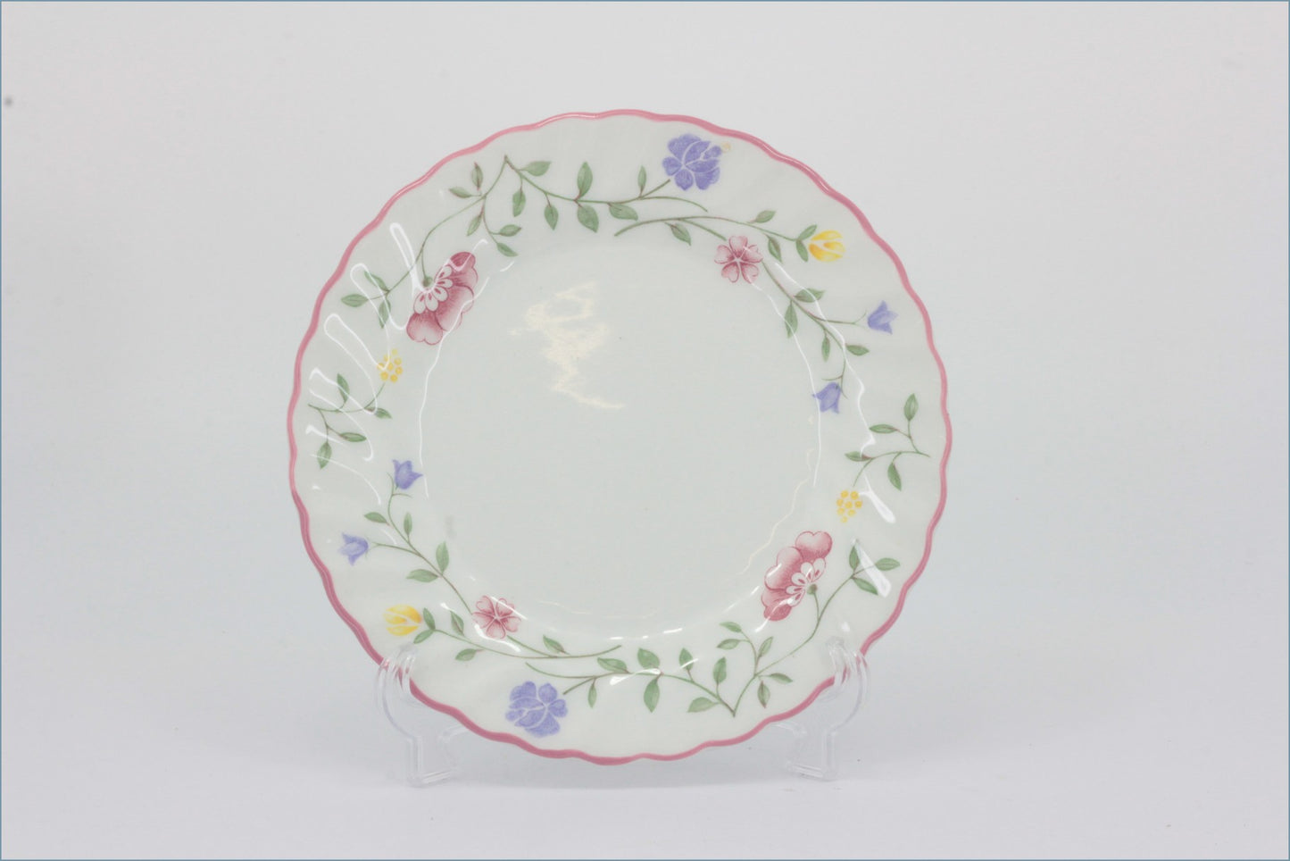 Johnson Brothers  - Summer Chintz - 6 1/4" Side Plate 