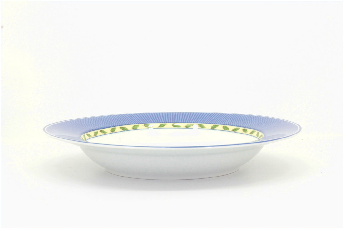 Marks & Spencer - Blackberries - 9" Rimmed Bowl