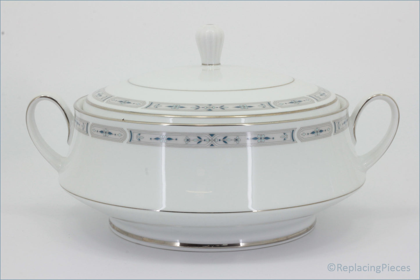 Noritake - Kew - Lidded Vegetable Dish