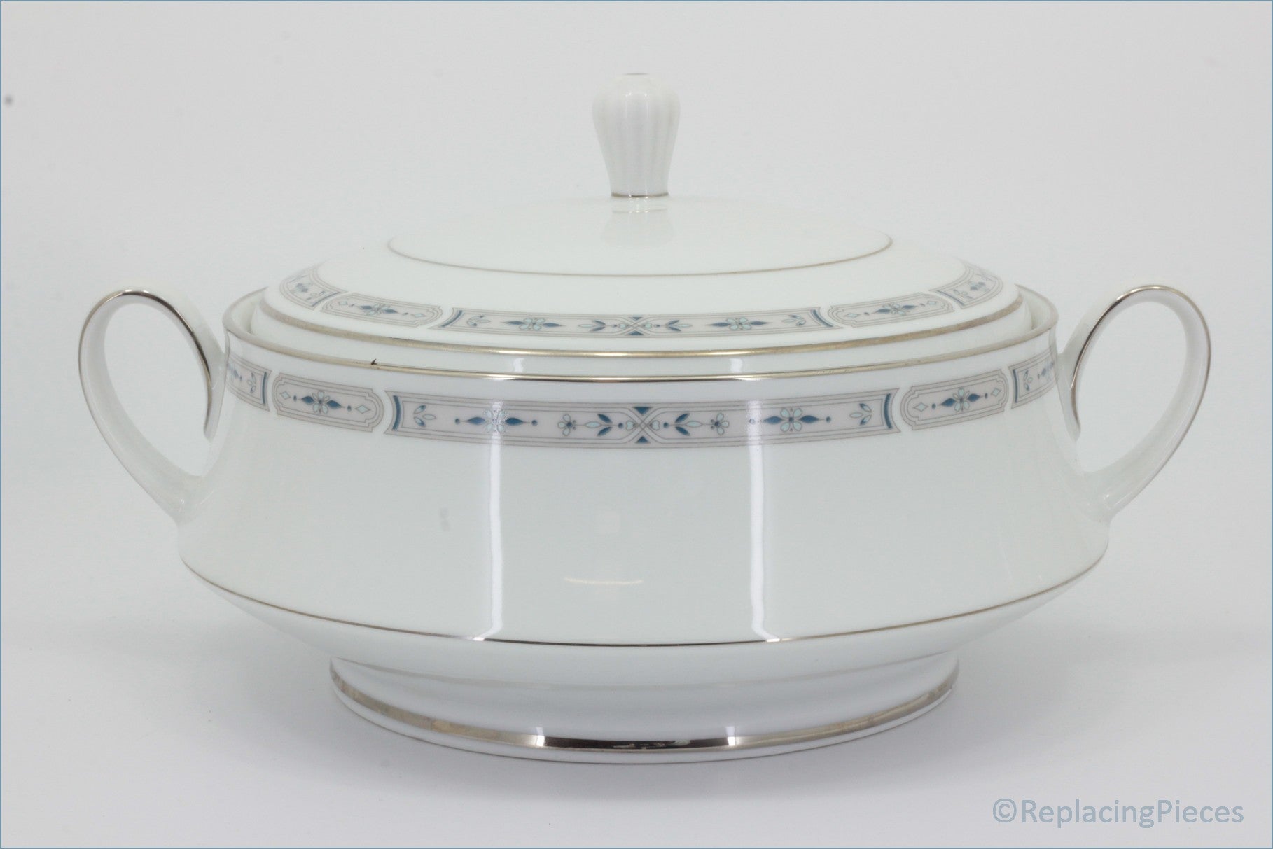 Noritake - Kew - Lidded Vegetable Dish