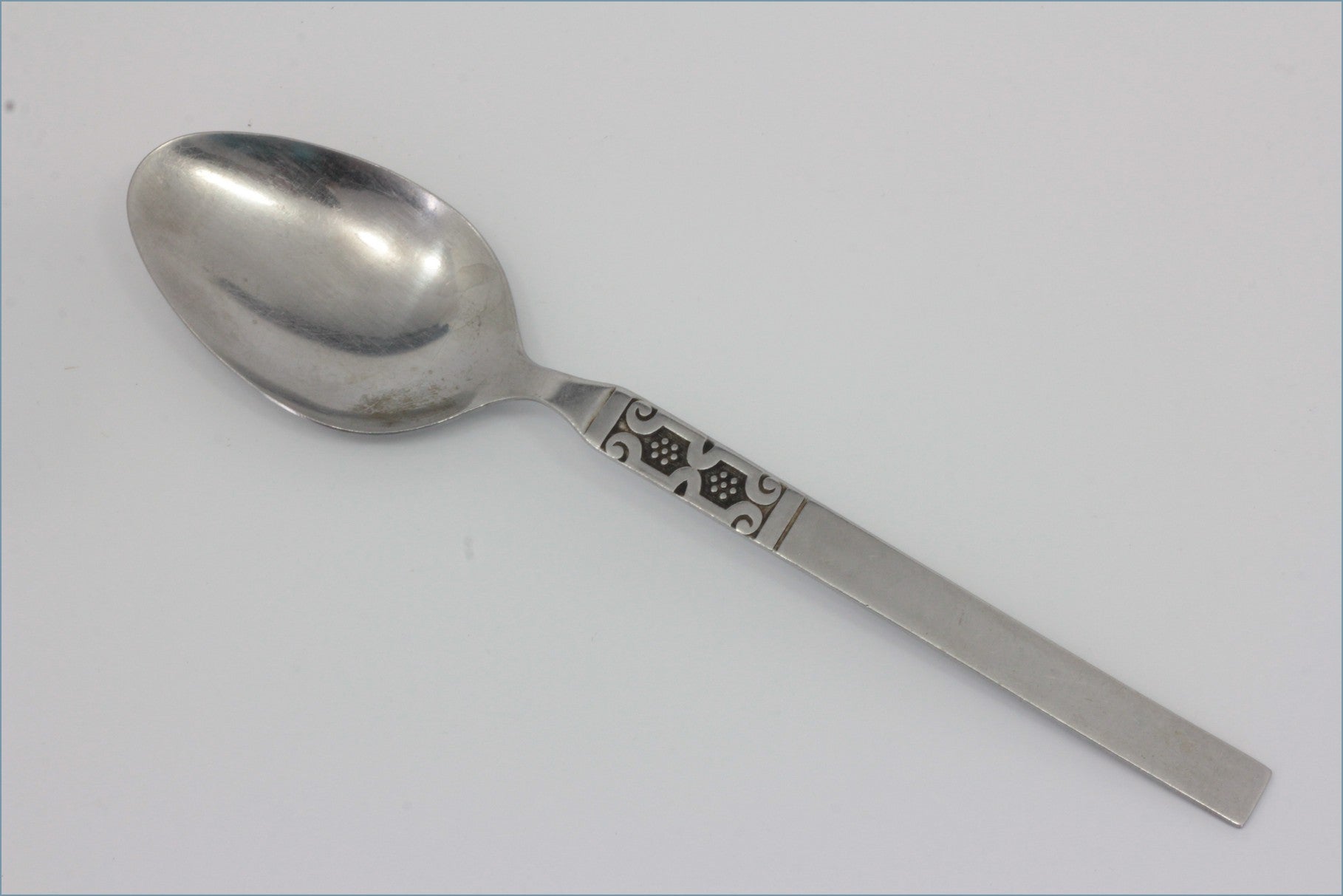 Oneida - Artistic - Serving Spoon 