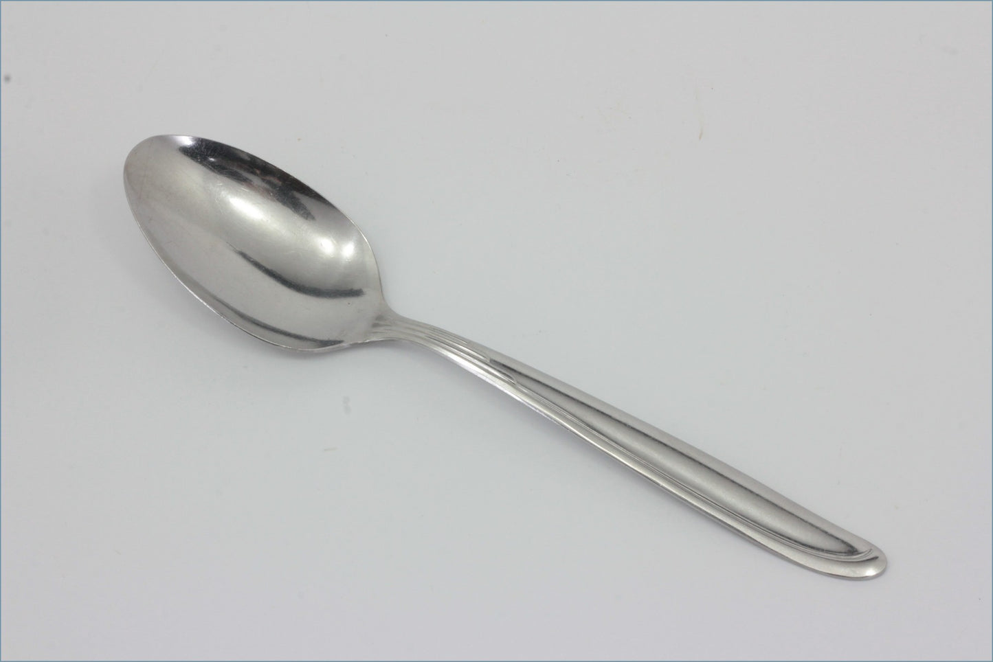 Oneida - Tribute - Dessert Spoon